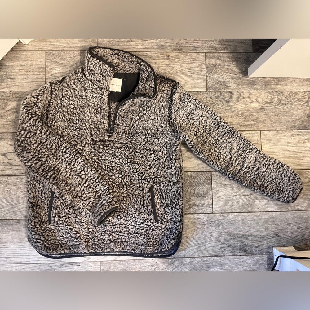 Thread & Supply Black and White Sherpa Pullover